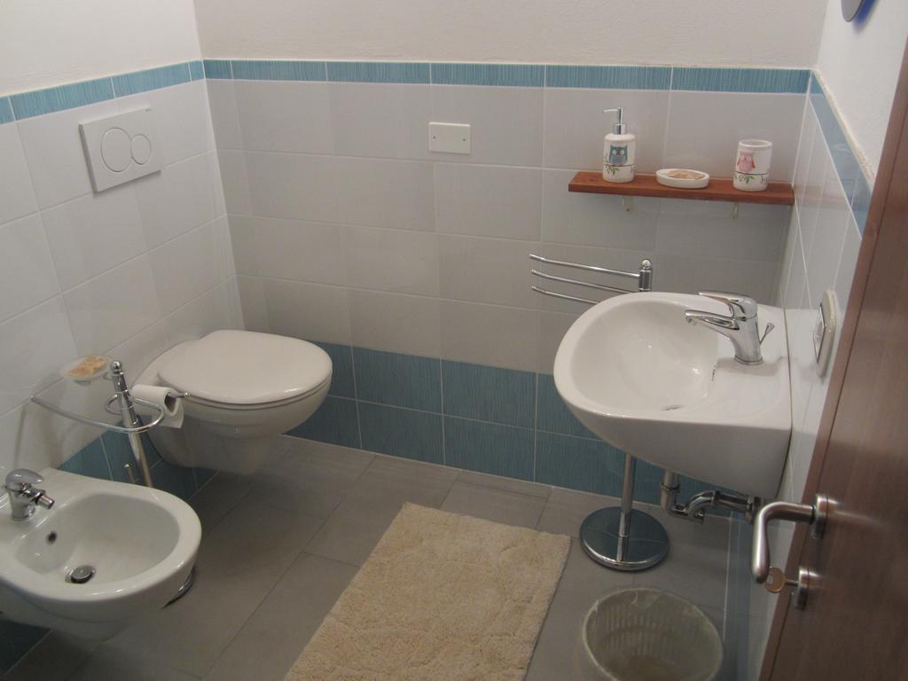 לינה וארוחת בוקר צ'זנה Agriturismo Perugini חדר תמונה